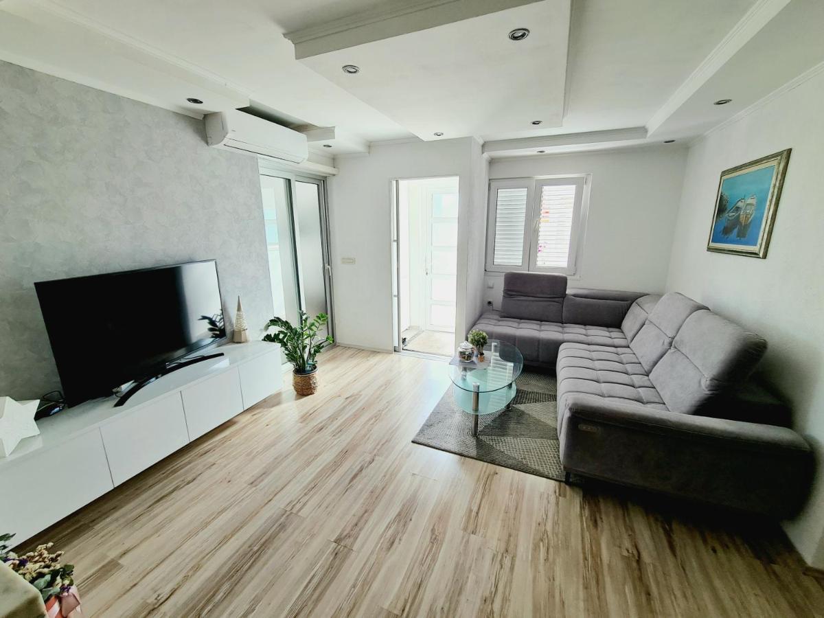 Apartment Mirjana Makarska Dış mekan fotoğraf