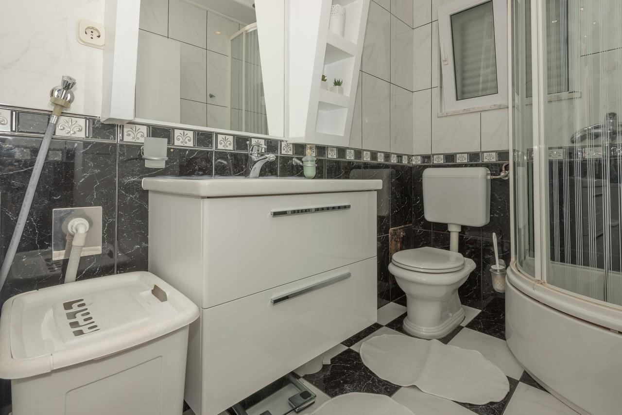 Apartment Mirjana Makarska Dış mekan fotoğraf