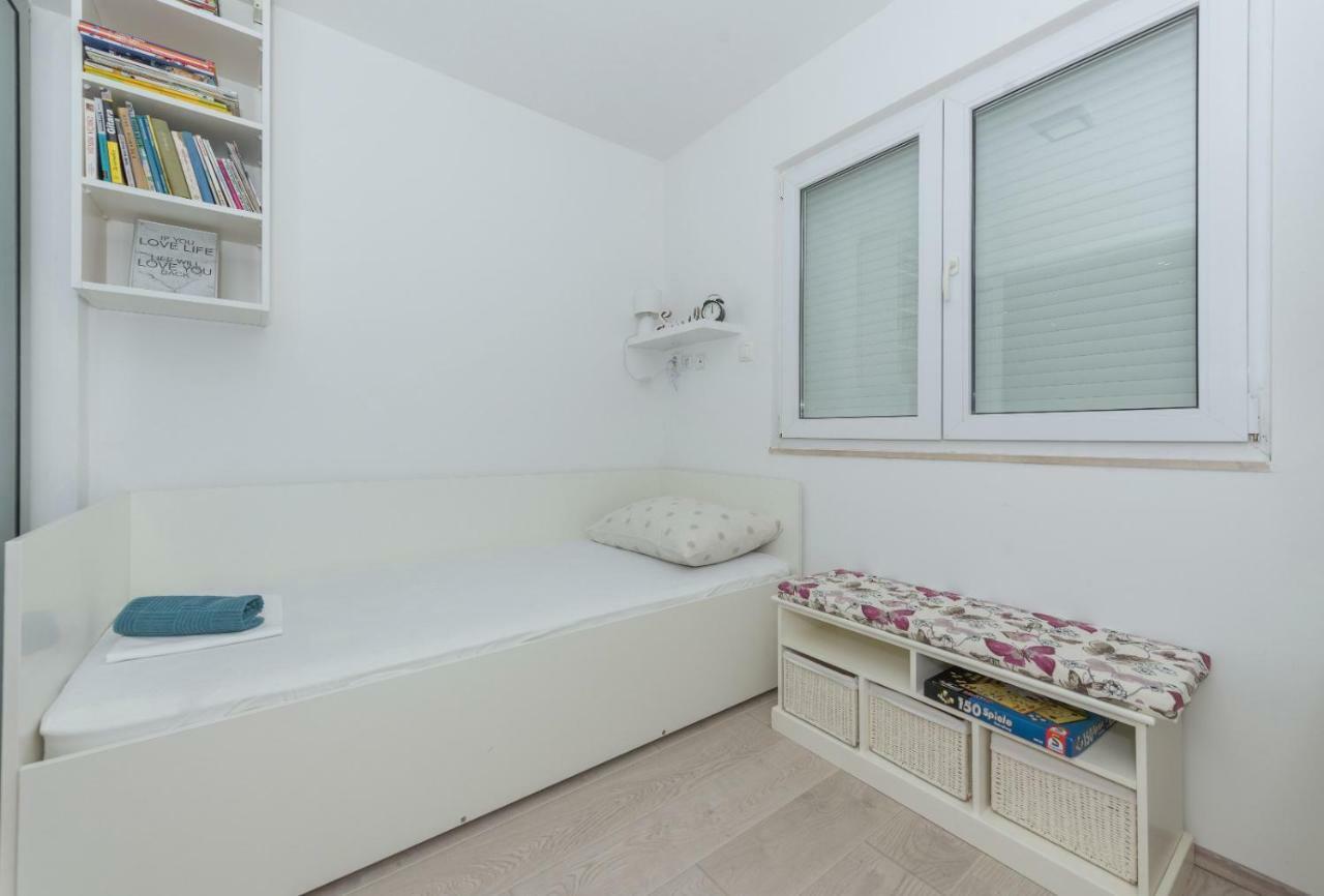 Apartment Mirjana Makarska Dış mekan fotoğraf